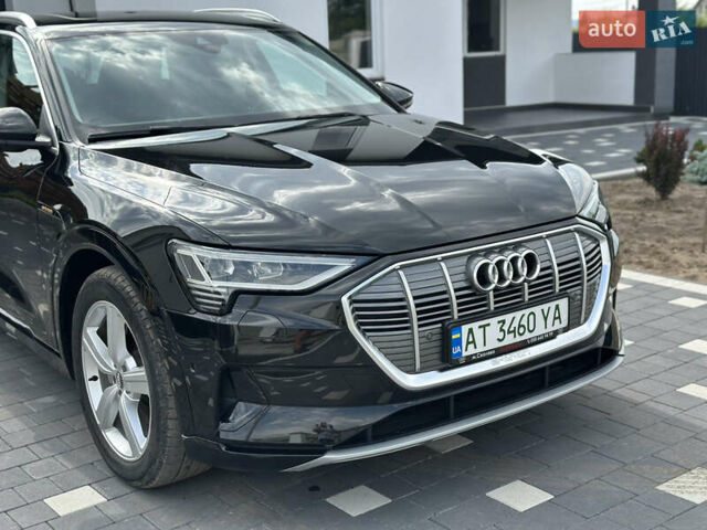 Чорний Ауді E-Tron, об'ємом двигуна 0 л та пробігом 130 тис. км за 27900 $, фото 18 на Automoto.ua