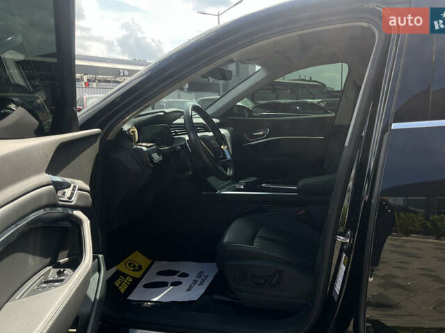 Черный Ауди E-Tron, объемом двигателя 0 л и пробегом 143 тыс. км за 29999 $, фото 14 на Automoto.ua