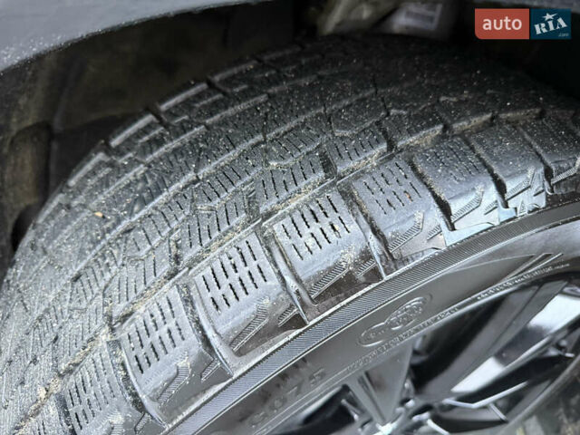 Черный Ауди E-Tron, объемом двигателя 0 л и пробегом 150 тыс. км за 27499 $, фото 8 на Automoto.ua