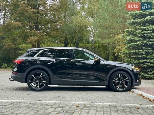 Чорний Ауді E-Tron, об'ємом двигуна 0 л та пробігом 159 тис. км за 24500 $, фото 67 на Automoto.ua