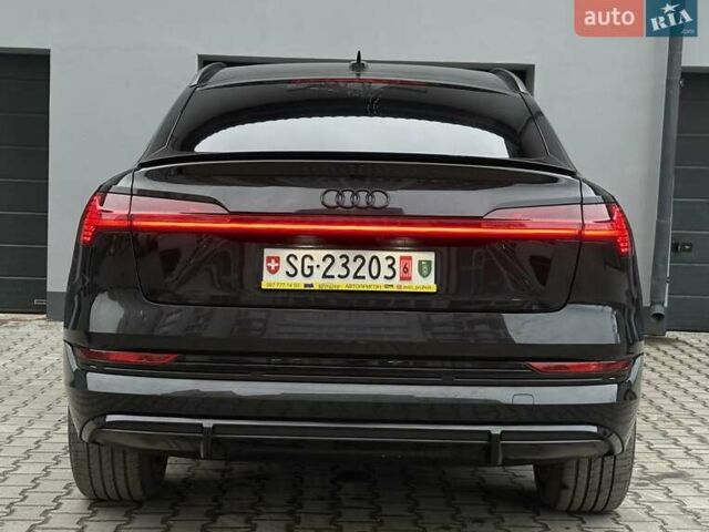 Черный Ауди E-Tron, объемом двигателя 0 л и пробегом 105 тыс. км за 35990 $, фото 11 на Automoto.ua