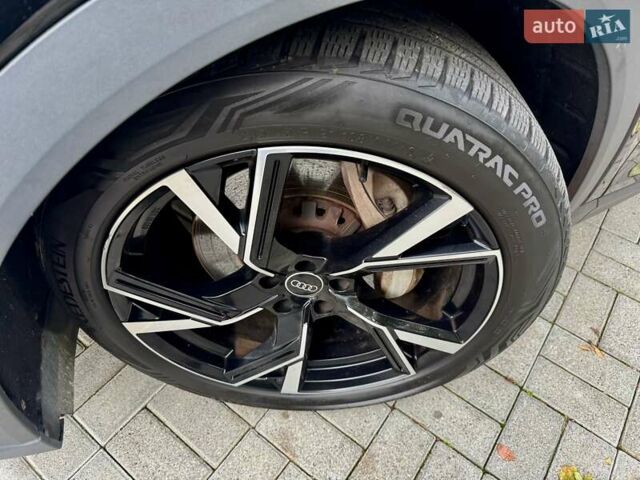 Чорний Ауді E-Tron, об'ємом двигуна 0 л та пробігом 159 тис. км за 24500 $, фото 38 на Automoto.ua