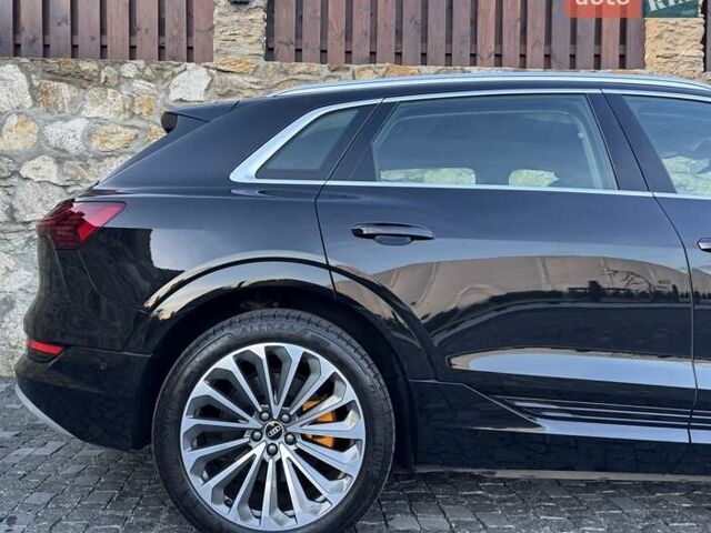 Чорний Ауді E-Tron, об'ємом двигуна 0 л та пробігом 253 тис. км за 24200 $, фото 9 на Automoto.ua