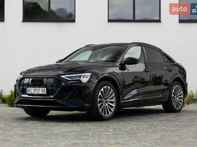 Черный Ауди E-Tron, объемом двигателя 0 л и пробегом 50 тыс. км за 39400 $, фото 1 на Automoto.ua