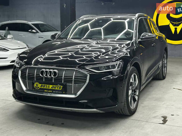 Чорний Ауді E-Tron, об'ємом двигуна 0 л та пробігом 148 тис. км за 26000 $, фото 2 на Automoto.ua