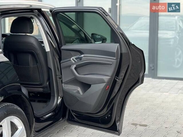 Черный Ауди E-Tron, объемом двигателя 0 л и пробегом 130 тыс. км за 22300 $, фото 61 на Automoto.ua