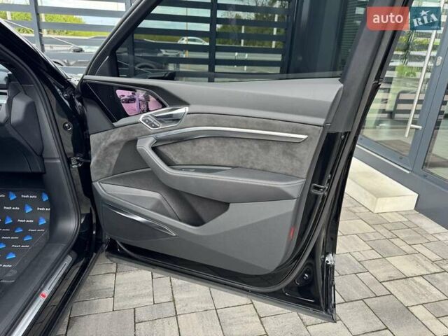 Черный Ауди E-Tron, объемом двигателя 0 л и пробегом 85 тыс. км за 30900 $, фото 37 на Automoto.ua