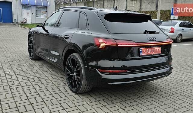 Чорний Ауді E-Tron, об'ємом двигуна 0 л та пробігом 120 тис. км за 33500 $, фото 27 на Automoto.ua