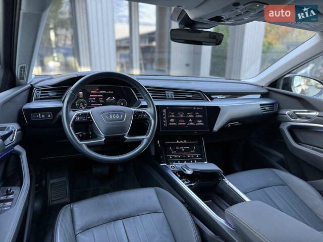 Ауди E-Tron 2020 в Тернополе на Automoto.ua Черный Ауди E-Tron, объемом двигателя 0 л и пробегом 161 тыс. км за 29400 $, фото 60 на Automoto.ua