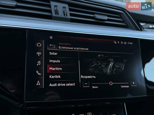 Ауди E-Tron 2020 в Тернополе на Automoto.ua Черный Ауди E-Tron, объемом двигателя 0 л и пробегом 161 тыс. км за 29400 $, фото 73 на Automoto.ua