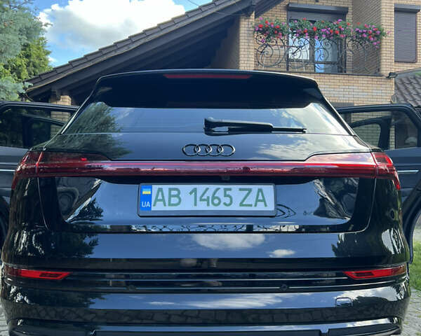 Черный Ауди E-Tron, объемом двигателя 0 л и пробегом 133 тыс. км за 28000 $, фото 74 на Automoto.ua