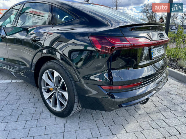 Чорний Ауді E-Tron, об'ємом двигуна 0 л та пробігом 85 тис. км за 32800 $, фото 9 на Automoto.ua