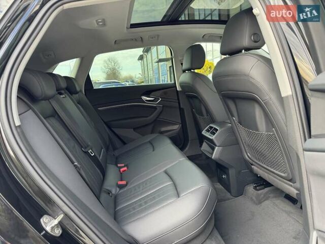 Черный Ауди E-Tron, объемом двигателя 0 л и пробегом 130 тыс. км за 22300 $, фото 60 на Automoto.ua