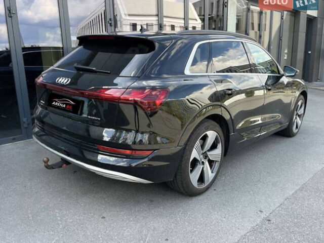 Черный Ауди E-Tron, объемом двигателя 0 л и пробегом 185 тыс. км за 27500 $, фото 2 на Automoto.ua