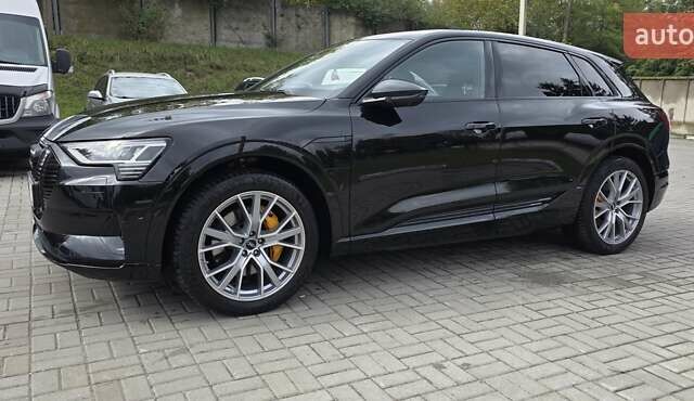 Чорний Ауді E-Tron, об'ємом двигуна 0 л та пробігом 138 тис. км за 29900 $, фото 4 на Automoto.ua