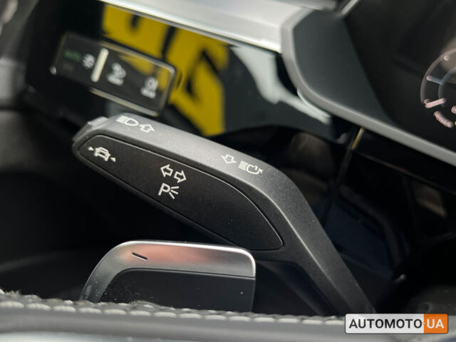 Черный Ауди E-Tron, объемом двигателя 55 л и пробегом 65 тыс. км за 37000 $, фото 17 на Automoto.ua