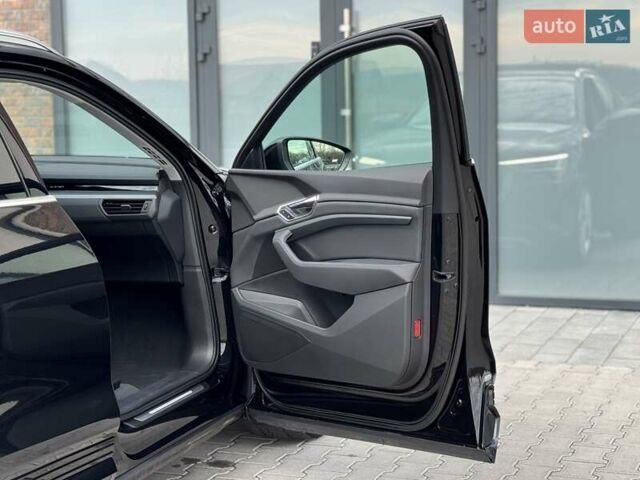 Черный Ауди E-Tron, объемом двигателя 0 л и пробегом 130 тыс. км за 22300 $, фото 55 на Automoto.ua