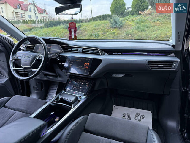 Черный Ауди E-Tron, объемом двигателя 0 л и пробегом 150 тыс. км за 27499 $, фото 67 на Automoto.ua