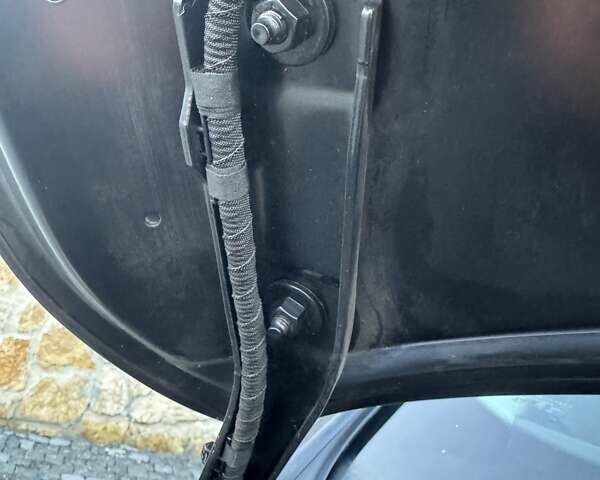 Чорний Ауді E-Tron, об'ємом двигуна 0 л та пробігом 253 тис. км за 24200 $, фото 75 на Automoto.ua