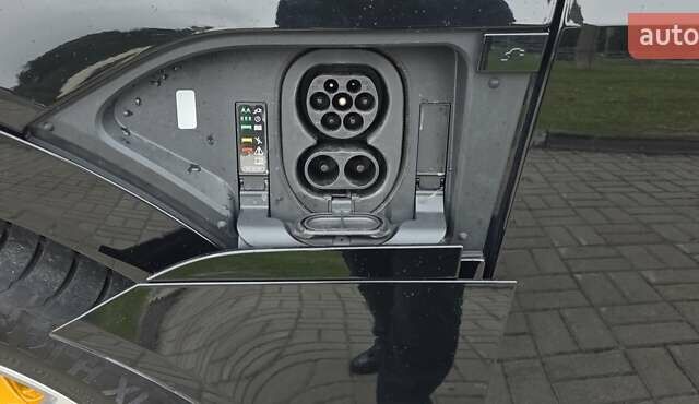 Черный Ауди E-Tron, объемом двигателя 0 л и пробегом 138 тыс. км за 29900 $, фото 66 на Automoto.ua
