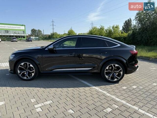 Чорний Ауді E-Tron, об'ємом двигуна 0 л та пробігом 40 тис. км за 55000 $, фото 3 на Automoto.ua