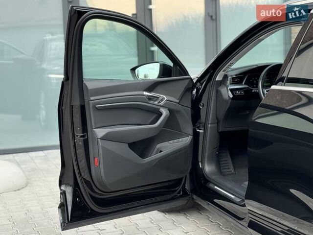 Черный Ауди E-Tron, объемом двигателя 0 л и пробегом 130 тыс. км за 22300 $, фото 35 на Automoto.ua
