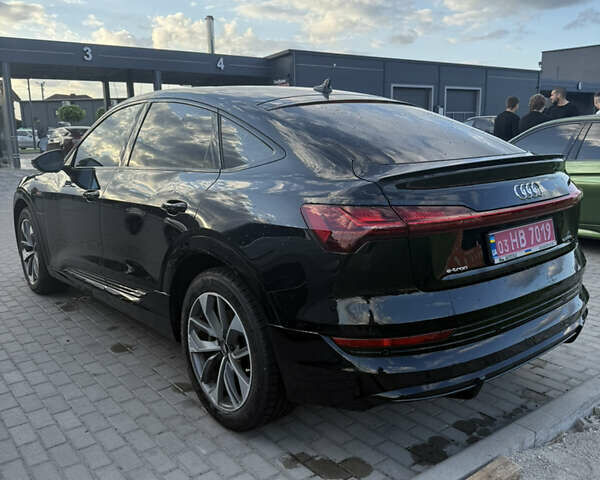 Чорний Ауді E-Tron, об'ємом двигуна 0 л та пробігом 99 тис. км за 33500 $, фото 2 на Automoto.ua