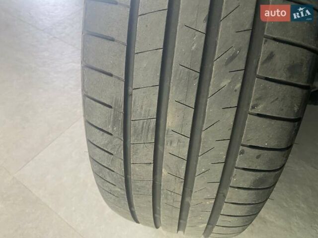 Черный Ауди E-Tron, объемом двигателя 0 л и пробегом 40 тыс. км за 29800 $, фото 26 на Automoto.ua