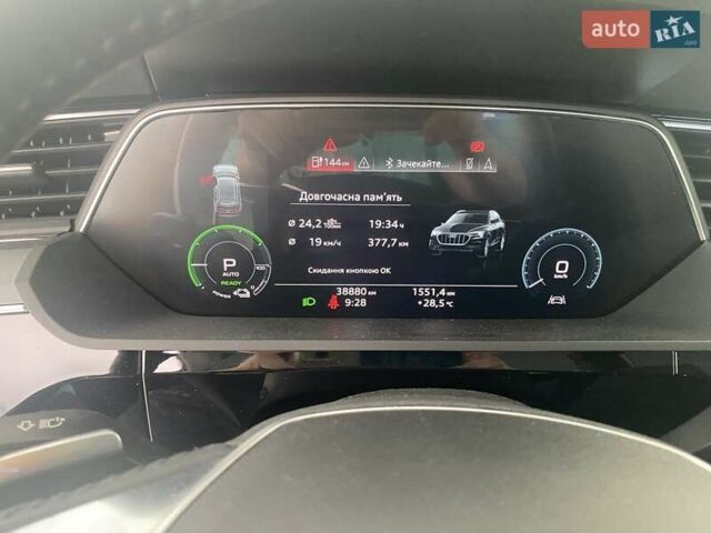 Черный Ауди E-Tron, объемом двигателя 0 л и пробегом 40 тыс. км за 29800 $, фото 32 на Automoto.ua