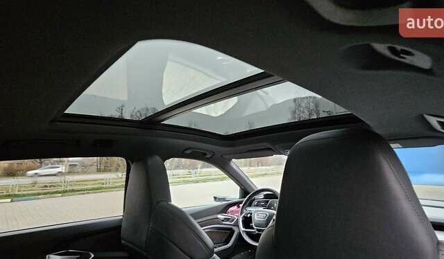 Чорний Ауді E-Tron, об'ємом двигуна 0 л та пробігом 120 тис. км за 33500 $, фото 90 на Automoto.ua