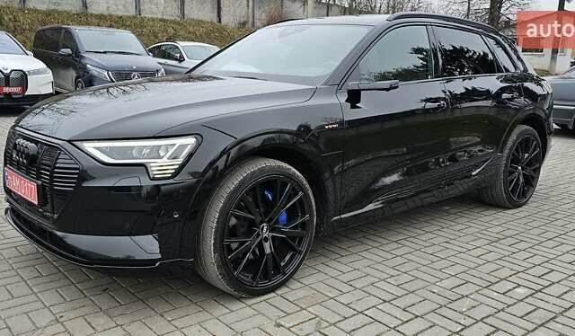 Чорний Ауді E-Tron, об'ємом двигуна 0 л та пробігом 120 тис. км за 33500 $, фото 17 на Automoto.ua
