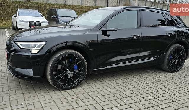 Чорний Ауді E-Tron, об'ємом двигуна 0 л та пробігом 120 тис. км за 33500 $, фото 16 на Automoto.ua