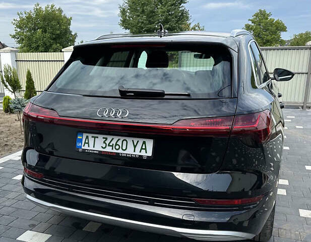 Черный Ауди E-Tron, объемом двигателя 0 л и пробегом 130 тыс. км за 26500 $, фото 4 на Automoto.ua