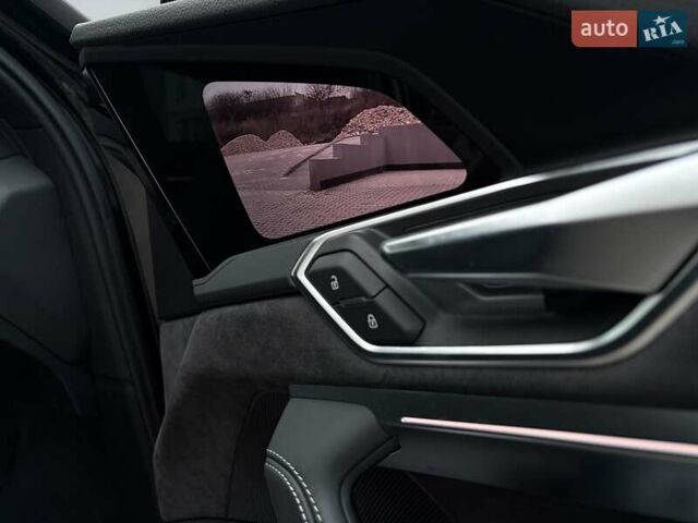 Черный Ауди E-Tron, объемом двигателя 0 л и пробегом 105 тыс. км за 35990 $, фото 40 на Automoto.ua