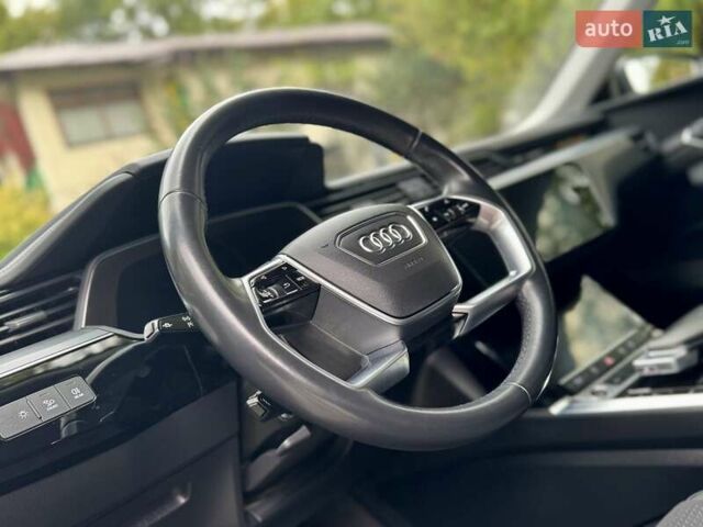 Черный Ауди E-Tron, объемом двигателя 0 л и пробегом 159 тыс. км за 24000 $, фото 75 на Automoto.ua