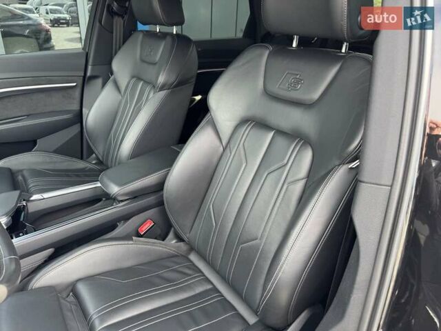 Черный Ауди E-Tron, объемом двигателя 0 л и пробегом 85 тыс. км за 30900 $, фото 20 на Automoto.ua