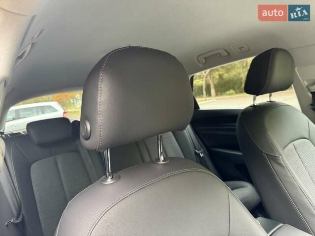 Чорний Ауді E-Tron, об'ємом двигуна 0 л та пробігом 159 тис. км за 24500 $, фото 101 на Automoto.ua