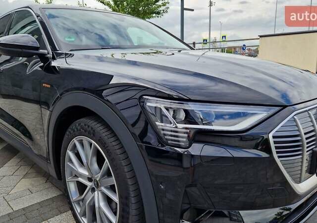 Черный Ауди E-Tron, объемом двигателя 0 л и пробегом 36 тыс. км за 26000 $, фото 55 на Automoto.ua
