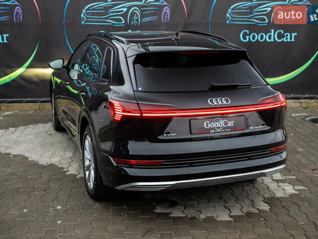 Чорний Ауді E-Tron, об'ємом двигуна 0 л та пробігом 75 тис. км за 29900 $, фото 24 на Automoto.ua