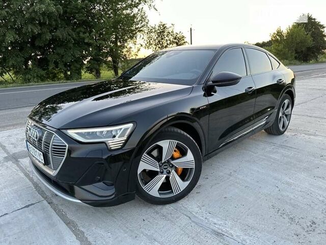 Чорний Ауді E-Tron, об'ємом двигуна 0 л та пробігом 53 тис. км за 52800 $, фото 1 на Automoto.ua