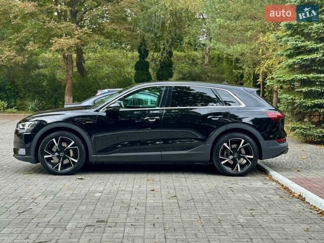 Черный Ауди E-Tron, объемом двигателя 0 л и пробегом 159 тыс. км за 24000 $, фото 35 на Automoto.ua