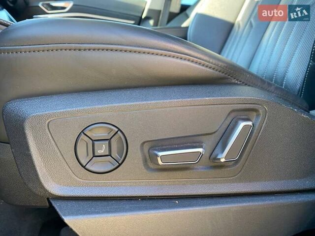 Черный Ауди E-Tron, объемом двигателя 0 л и пробегом 61 тыс. км за 36500 $, фото 20 на Automoto.ua