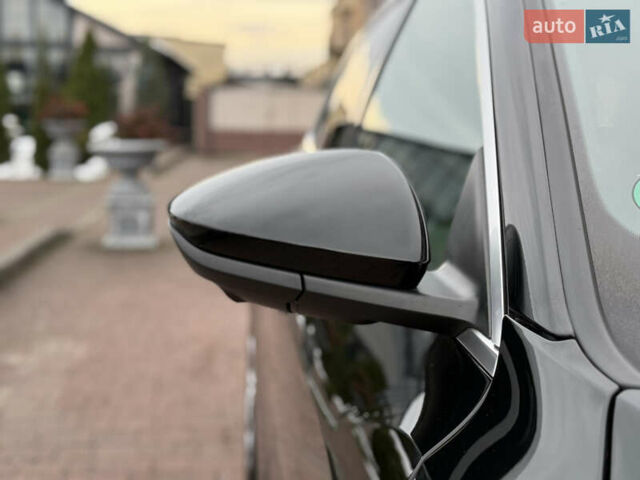 Чорний Ауді E-Tron, об'ємом двигуна 0 л та пробігом 51 тис. км за 31499 $, фото 10 на Automoto.ua