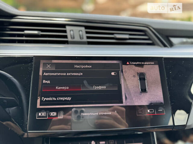 Чорний Ауді E-Tron, об'ємом двигуна 0 л та пробігом 72 тис. км за 34600 $, фото 29 на Automoto.ua