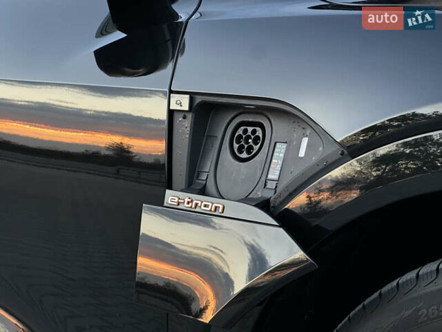 Ауди E-Tron 2020 в Тернополе на Automoto.ua Черный Ауди E-Tron, объемом двигателя 0 л и пробегом 119 тыс. км за 28500 $, фото 41 на Automoto.ua