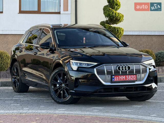 Чорний Ауді E-Tron, об'ємом двигуна 0 л та пробігом 150 тис. км за 25900 $, фото 3 на Automoto.ua