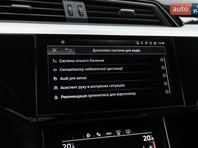 Черный Ауди E-Tron, объемом двигателя 0 л и пробегом 50 тыс. км за 39400 $, фото 32 на Automoto.ua