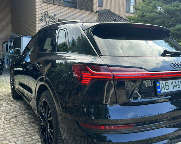 Черный Ауди E-Tron, объемом двигателя 0 л и пробегом 133 тыс. км за 28000 $, фото 7 на Automoto.ua