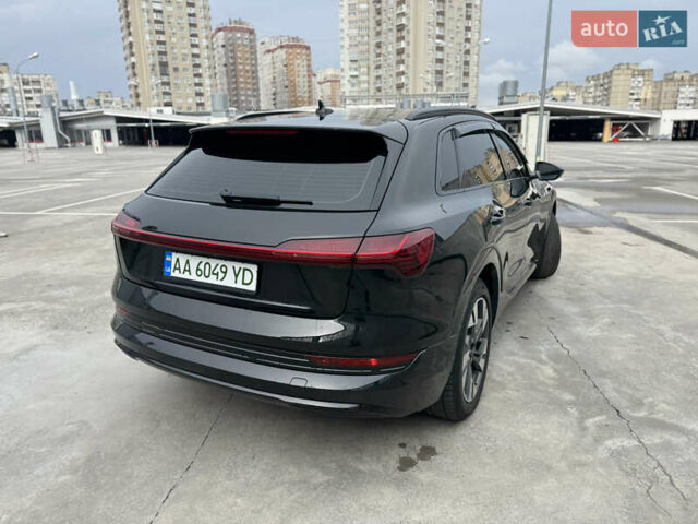 Чорний Ауді E-Tron, об'ємом двигуна 0 л та пробігом 155 тис. км за 30999 $, фото 14 на Automoto.ua