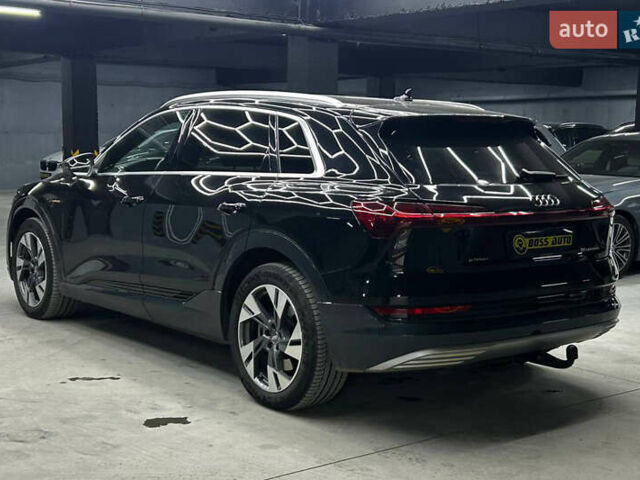 Чорний Ауді E-Tron, об'ємом двигуна 0 л та пробігом 148 тис. км за 26000 $, фото 3 на Automoto.ua